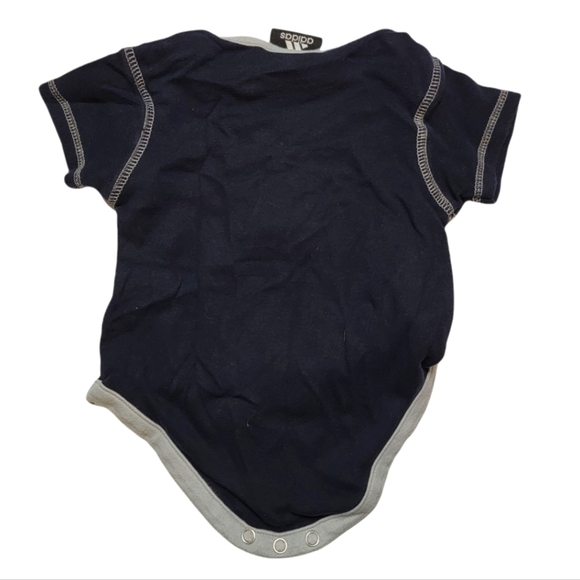 Adidas Mariners Baseball Size 3/6 Months Black Onesie - Picture 2 of 4
